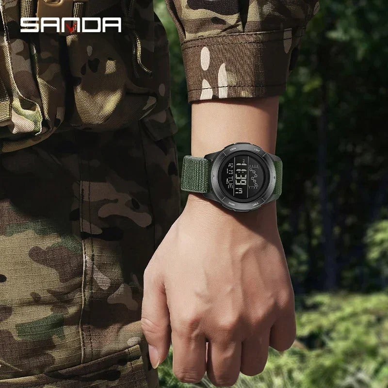 Montre Digitale Militaire Homme – Sport Étanche LED