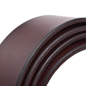 Gros plan Nouvelle ceinture de luxe en cuir de haute qualité ceinture de luxe en cuir de haute qualité