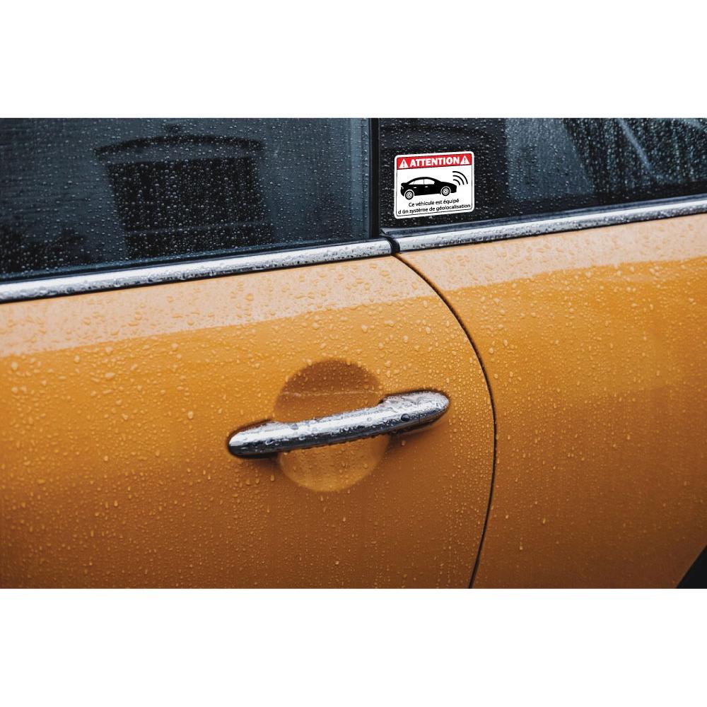 Sticker véhicule géolocalisé sur vitre